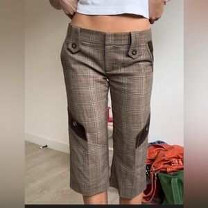 BCBGMaxAzria Vintage Brown Plaid Knee Length Trousers Size 4